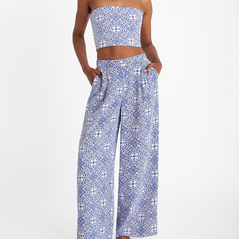 Express Two piece set